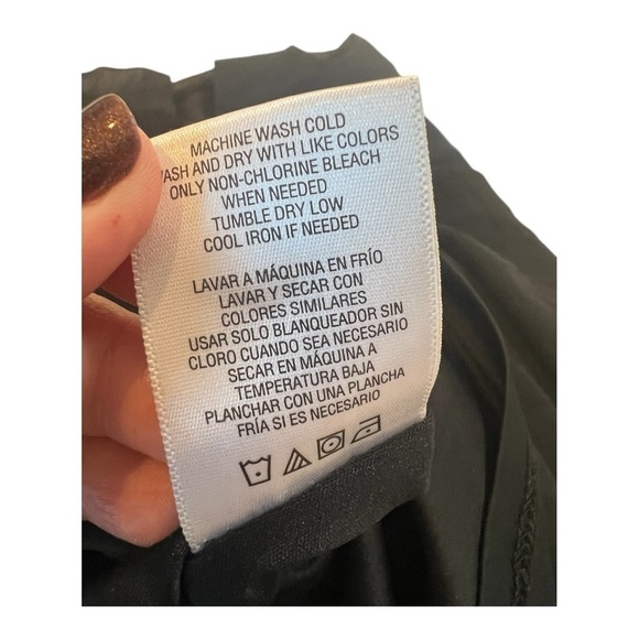 Simply Emma Black Pleated Chiffon Flowy Midi Overlay Lined Skirt Size 2X - Picture 10 of 12